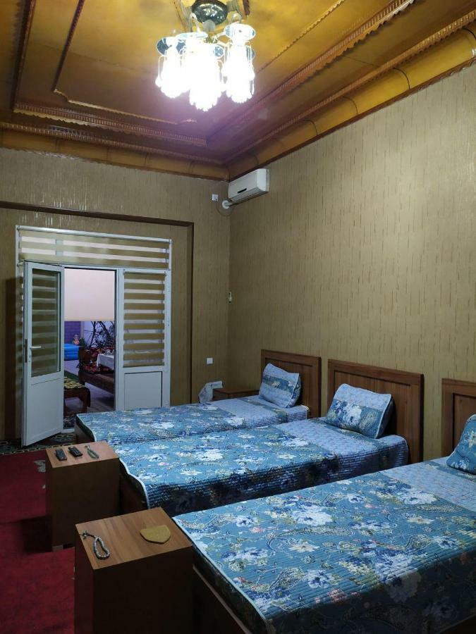 Uvaysiy Family Guest House Marghilon Екстериор снимка